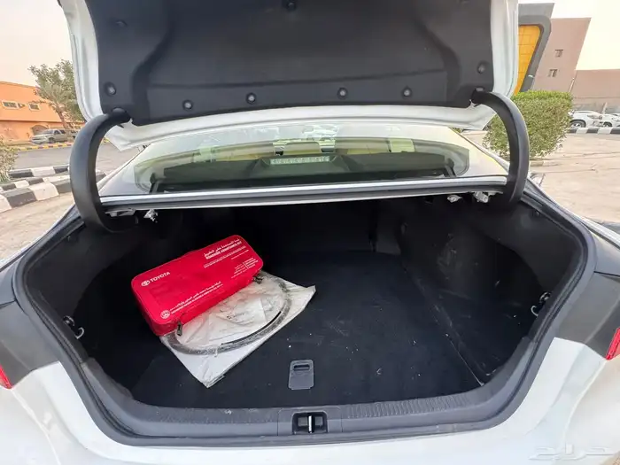 تويوتا كامري 2022 استاندر 25