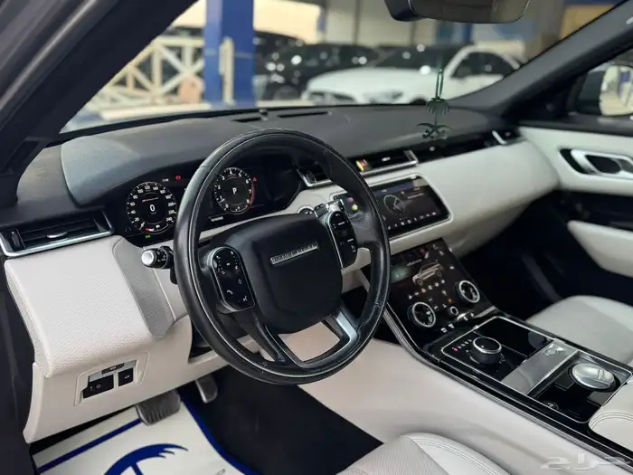 لاند روفر فيلار P250S R-Dynamic 2020 4