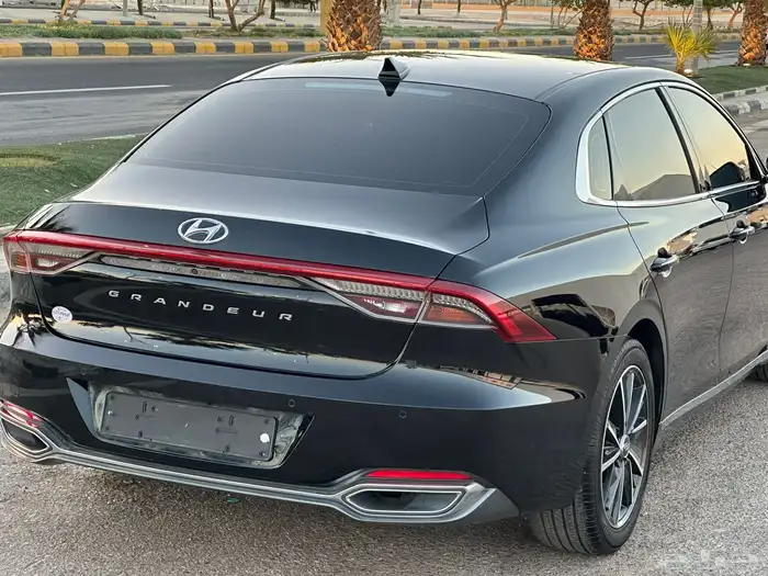 ازيرا 6سلندر موديل 2020 بصمه شاشه بحاله الوكاله 22