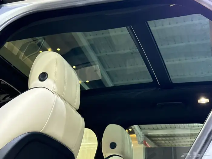 لاند روفر - فيلار - 2021 - V6 - فل كامل ( بحالة الوكاله ) 12