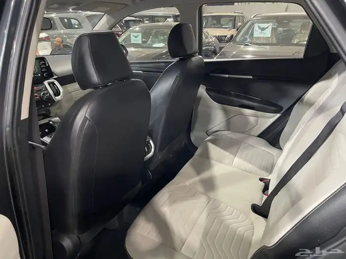 كيا سونيت 2023 متاح تقسيط 12