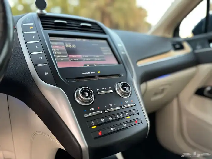 لنكولن MKC فل كامل 2015 34