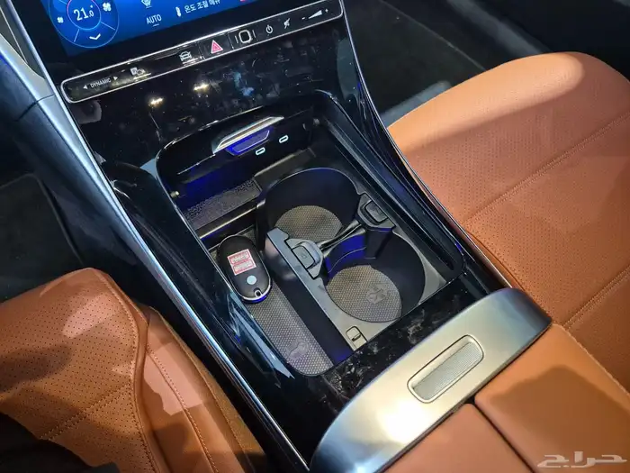 للاستيراد من كوريا _ مرسيدس C200 _ 2025 6