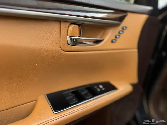 لكزس2017 ES350 DD فل كامل 24