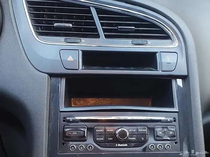 بيجو 2017 5008 مجدد مفوحص 8