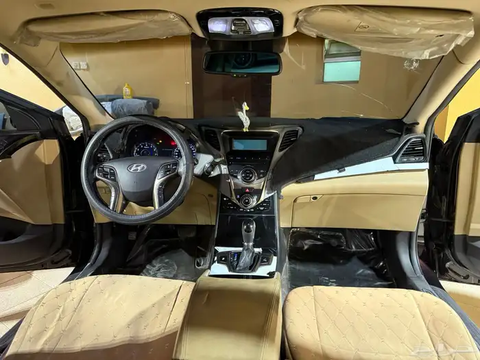 للبيع هونداي أزيرا 8