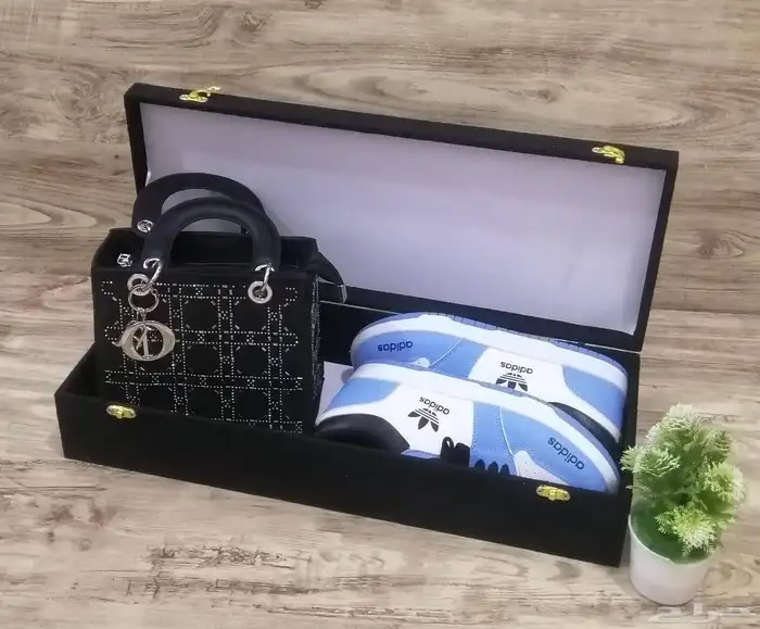 بكس نسائي مميز وانيق ومتكامل متوفر كل المقاسات يوجد شحن 6