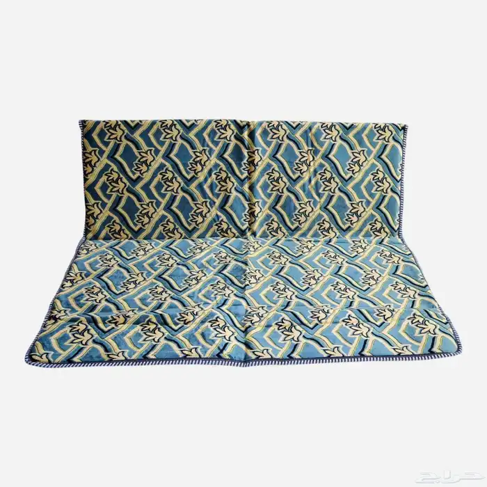 جلسه بر خارجيه ارضيه خشبية فاخره 1