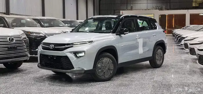 تويوتا اوربان فل 2026 2