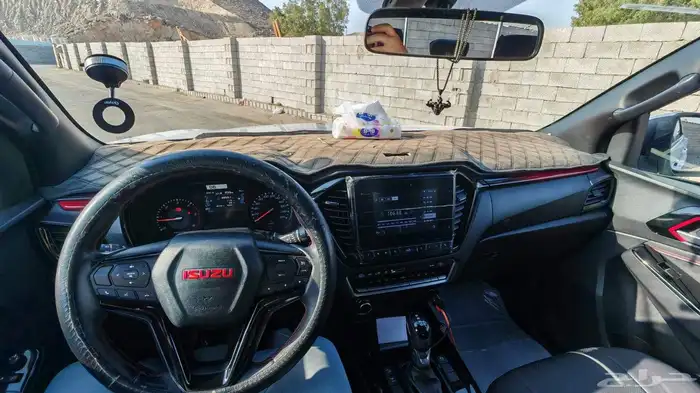 ايسوزو ديماكس GT للبيع 12