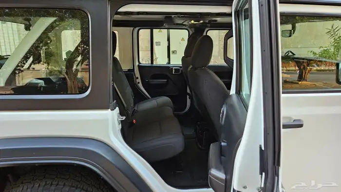 جيب رانجلر 2021 اربع ابواب 19