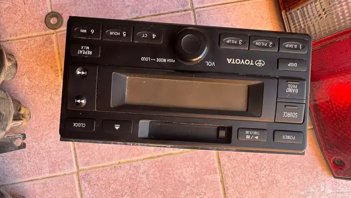 مسجل مع سمعات او اسطبات حقت ربع 2012 0