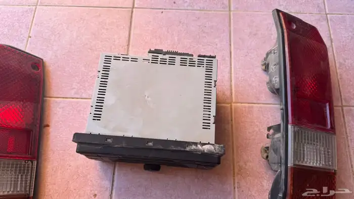 مسجل مع سمعات او اسطبات حقت ربع 2012 1