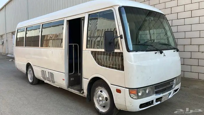 باص متسوبيشي 30 راكب سنة 2015 2