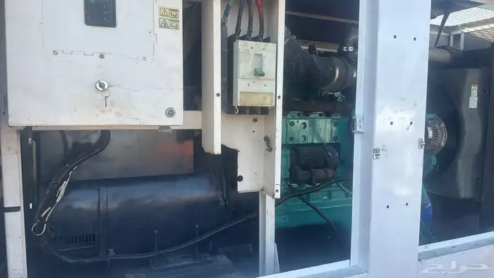 مولد كهرباء كومنز كاتم صوت 6 سرندل 200 كيلو صافي 1