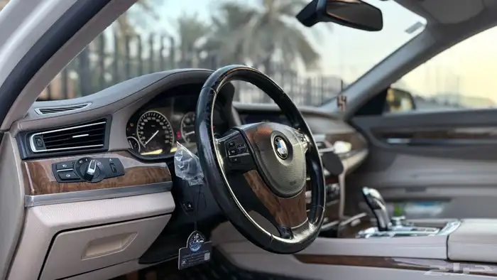 BMW 2010 -730 فل كامل 22