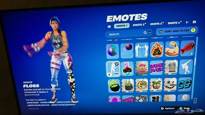 حساب فورت نايت سكنات من سيزون 1 13