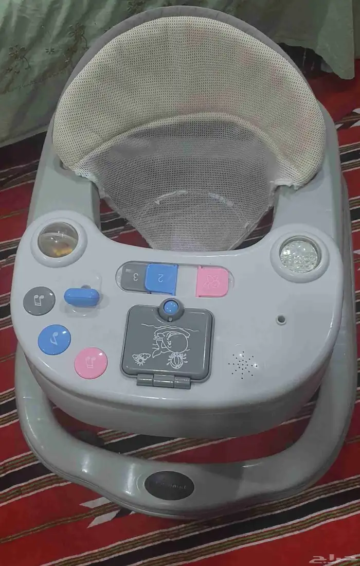 مشايات وعربات وكرسي طعام اطفال 1