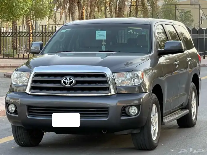 تويوتا سيكويا 2011 سعودي 0