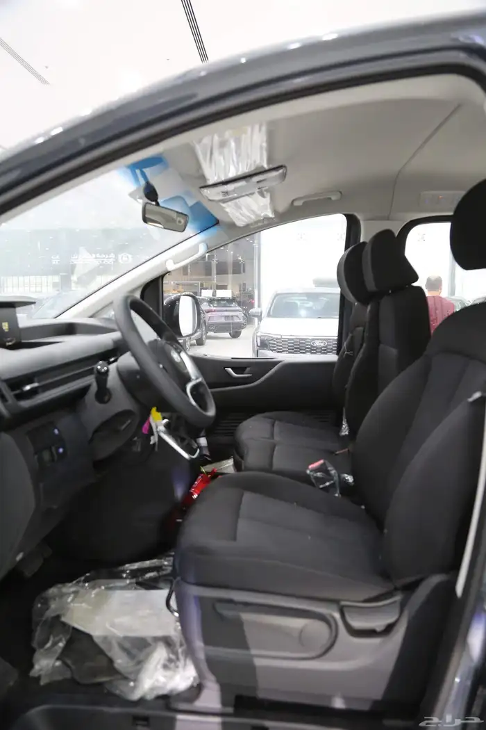 هيونداي ستاريا 2025 FWD 9 ركاب ب 120750 بالضريبة 9