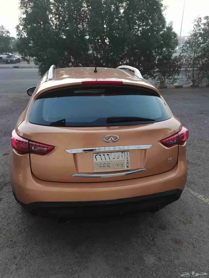 انفنتي FX35 لوحة شبه مميز 4