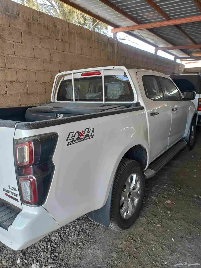 اسيزو ديمكس 2024 للبيع 3