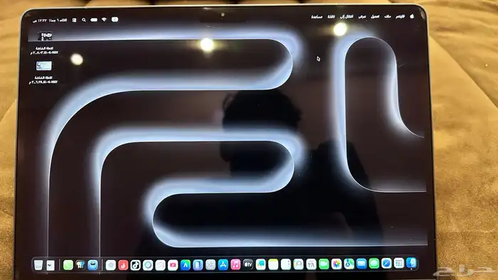 ماك بوك اير للبيع 1