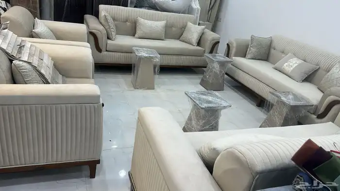 كنبات جاهزه. وتفصيل. حسب الطلب. سعر الطقم. 11نفر 1700 0