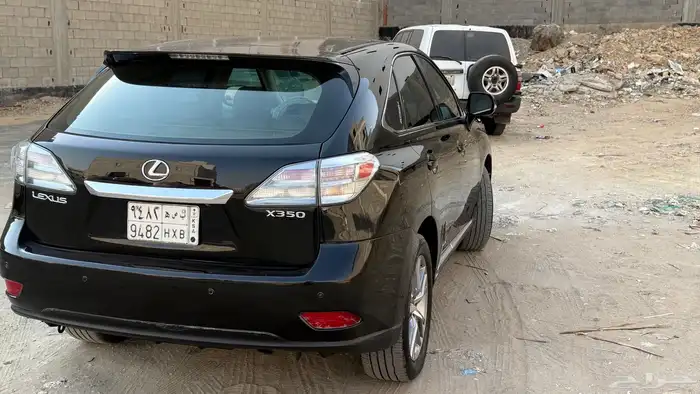 لكزس ار اكس 2011 0