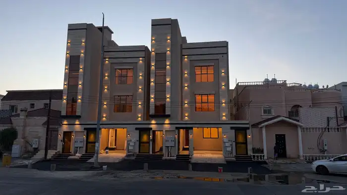 للبيع شقق علويه بحى الراقى خميس مشيط على شارع 25 م 3