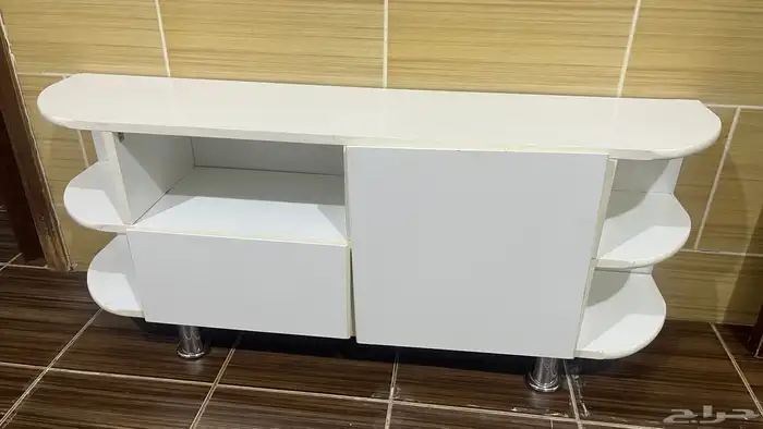 طاولة تلفزيون 0
