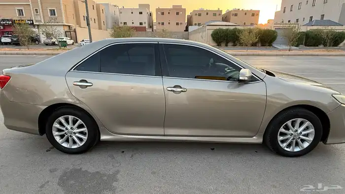 كامري 2012 نص فل للبيع 3