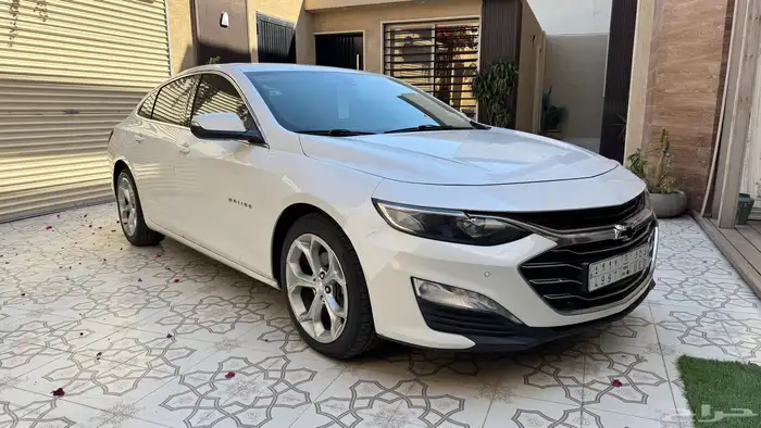 للبيع ماليبو 2019 فل كامل نظيفه 10