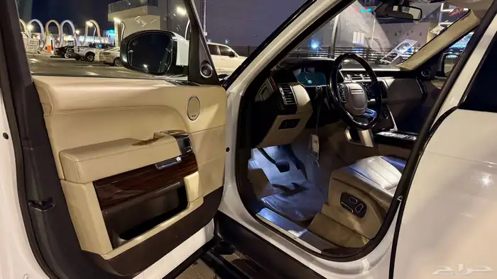 رنج روفر سوبر تشارج 11