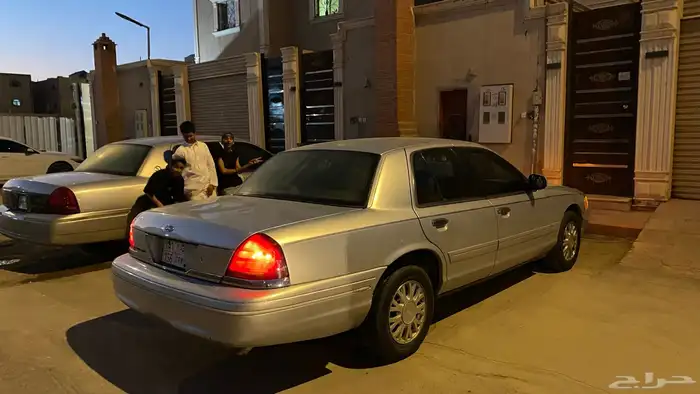 فورد فكتوريا 5