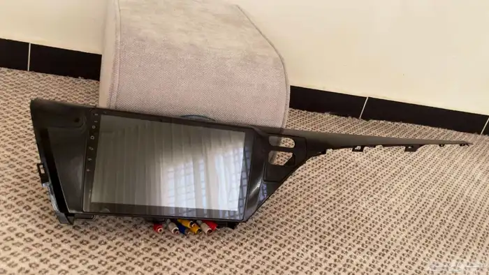 للبيع شاشة كامري 2020 0