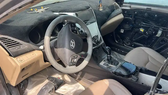 تشليح قطع غيار ازيرا جديد مستعمل 3