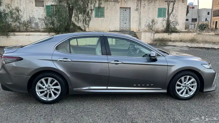 كامري 2023 GLE بنزين للبيع 7