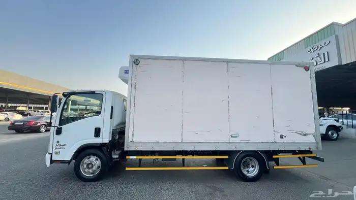 ايسوزو 2020 دينا ثلاجه تبريد NP 5 متر 3