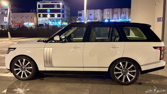 رنج روفر سوبر تشارج 10