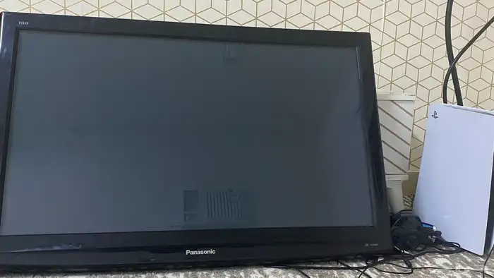 للبيع شاشة PANASONIC الأصلية 0
