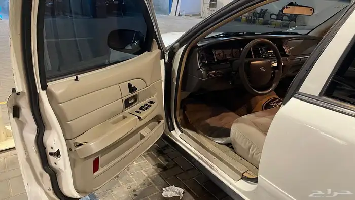 فورد كراون فكتوريا بوليسي 2008 11