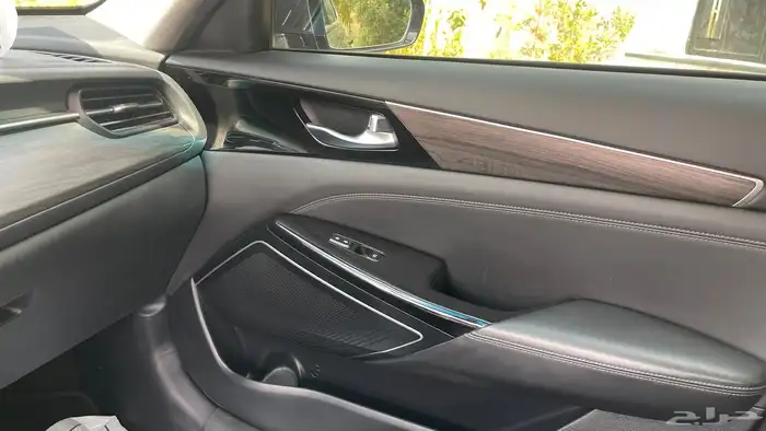 للبيع كيا كادينزا 2020 ديزل بدي وكالة(بطاقة جمركية) 17