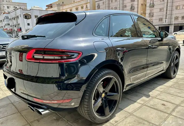 بورش ماكان توربو 2015 فل كامل ممشى 115 ألف كم ضمان ساري 22