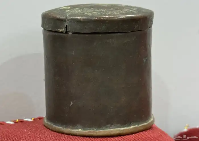 علب نحاس قديمه تراث 4