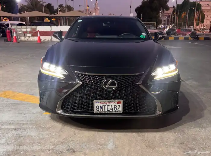 لكزس ES 350 2021 F sport فل 5