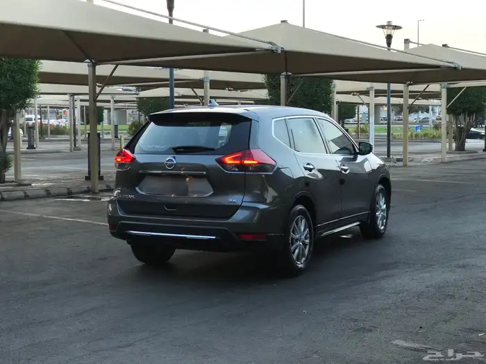 اكس تريل 2021 2