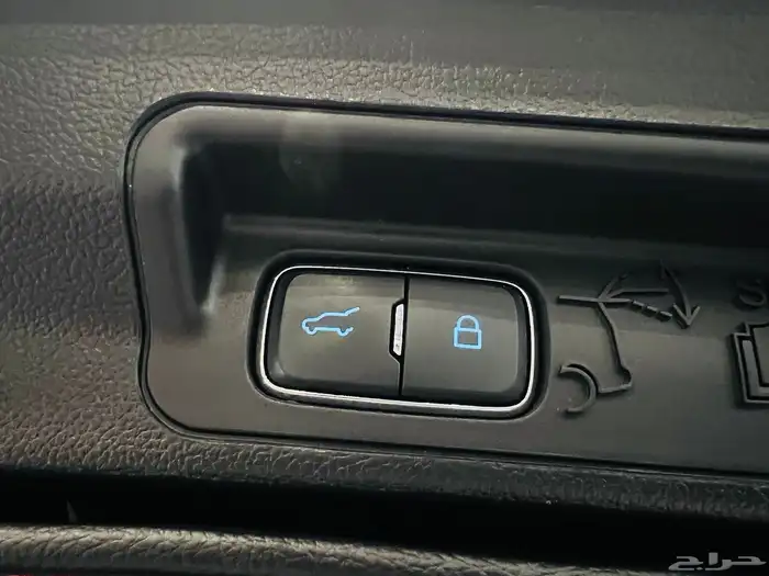 فورد اكسبلورر ليمتد 2020 (بحالة ممتازة) 12