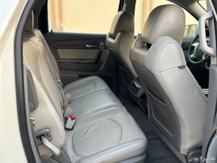 اكاديا SLT 2013 نظيف جدا 18