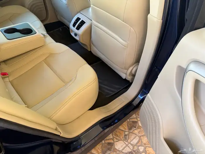 فورد تورس المديل 2017 فل كامل سعودي توكيلات الجزيرة 66